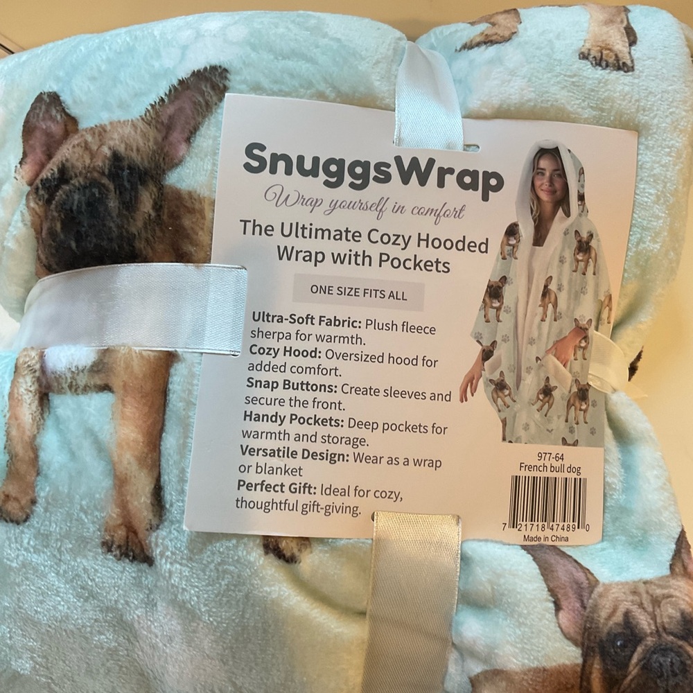 NWT SNUGGS Hooded Wrap FRENCH BULL DOG and HAVEN fur and silk eye mask